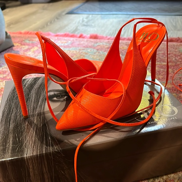 Jennifer Lopez Shoes - JLO size 8 orange florella heels